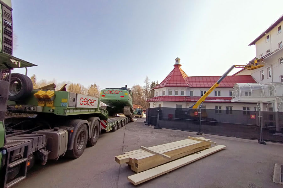 Neubau eines Treppenhauses nördlich des Haupthauses