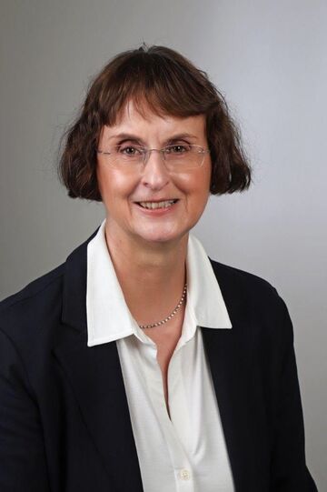 Dr. med. Susan Margret Cramer (Leitende Oberärztin)