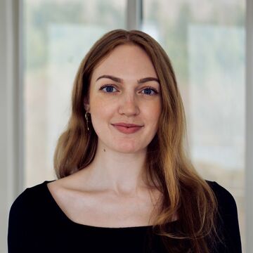  Jasmin  Kohlmann (Marketing-Managerin)