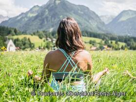 Entspannung in der Wiese