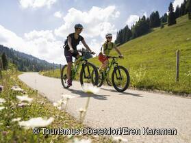 Mountainbiker im Lochbachtal