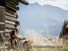 Entspannung vor der Hütte